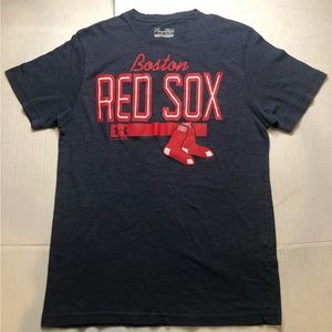 UNDER ARMOUR Boston Red Sox Shirt Mens Small Loose Fit Heat Gear Size  S Small